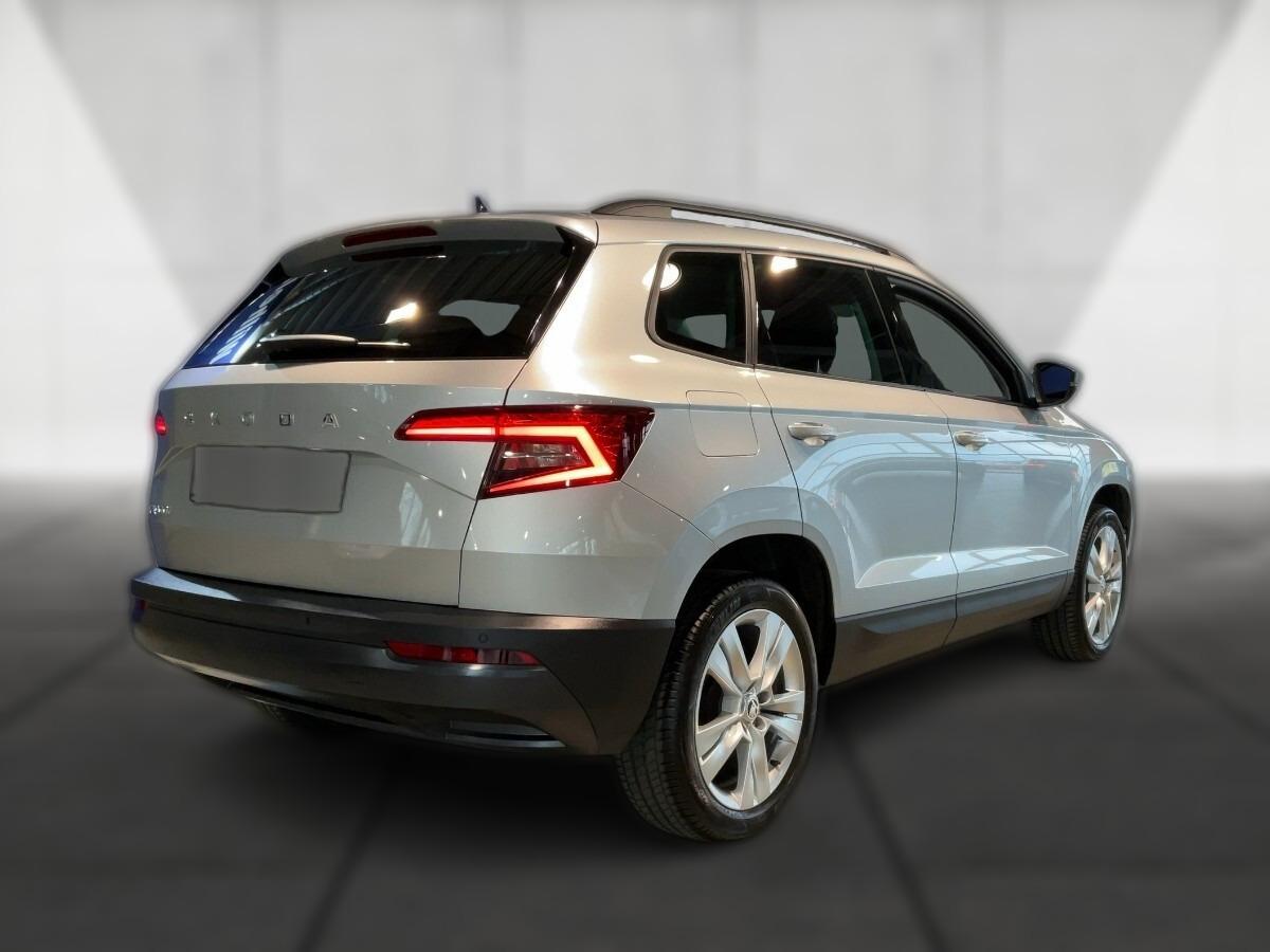 Skoda Karoq ,AHK,Navi,AUTOM.,LED,SHZKamera,Tempomat